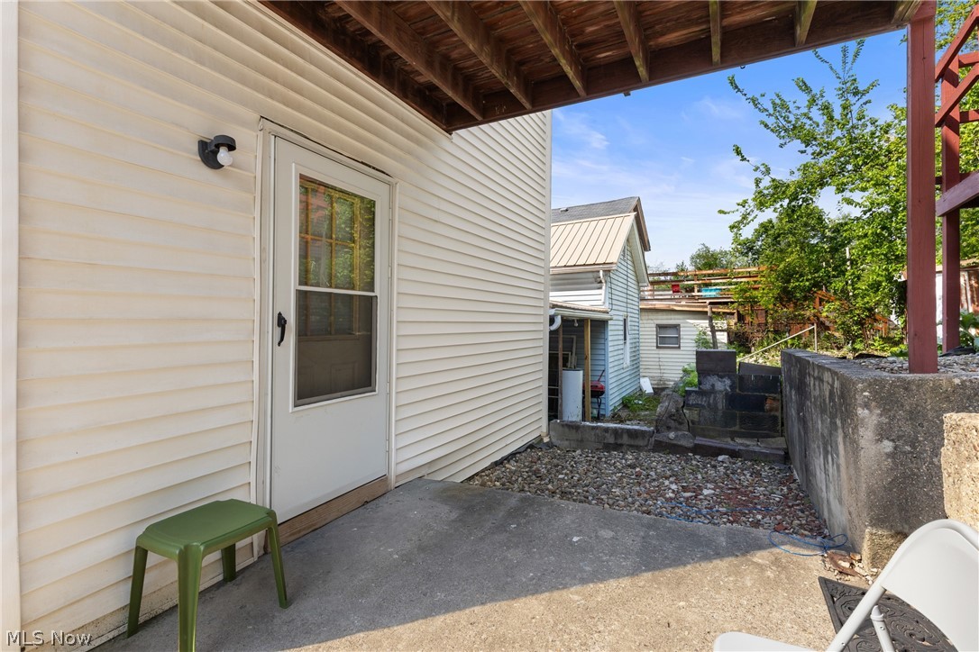 715 N Zane Highway Martins Ferry OH 43935