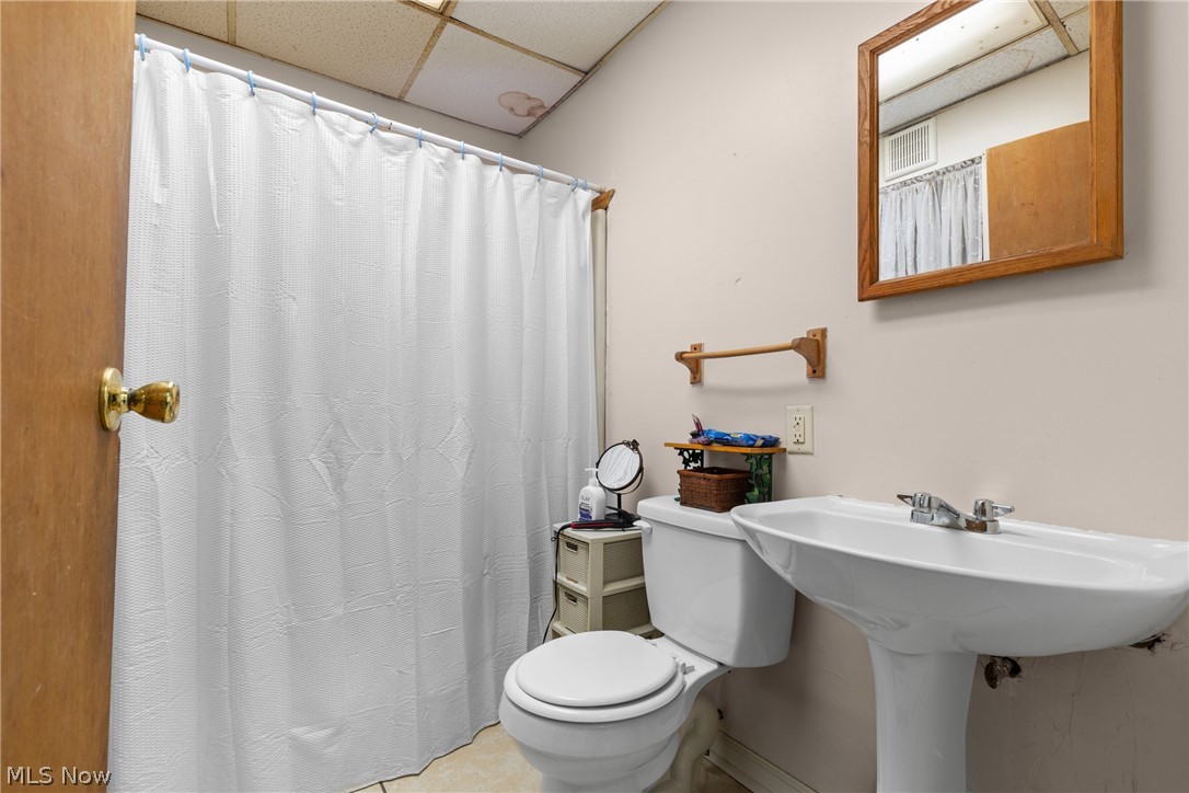 715 N Zane Highway Martins Ferry OH 43935