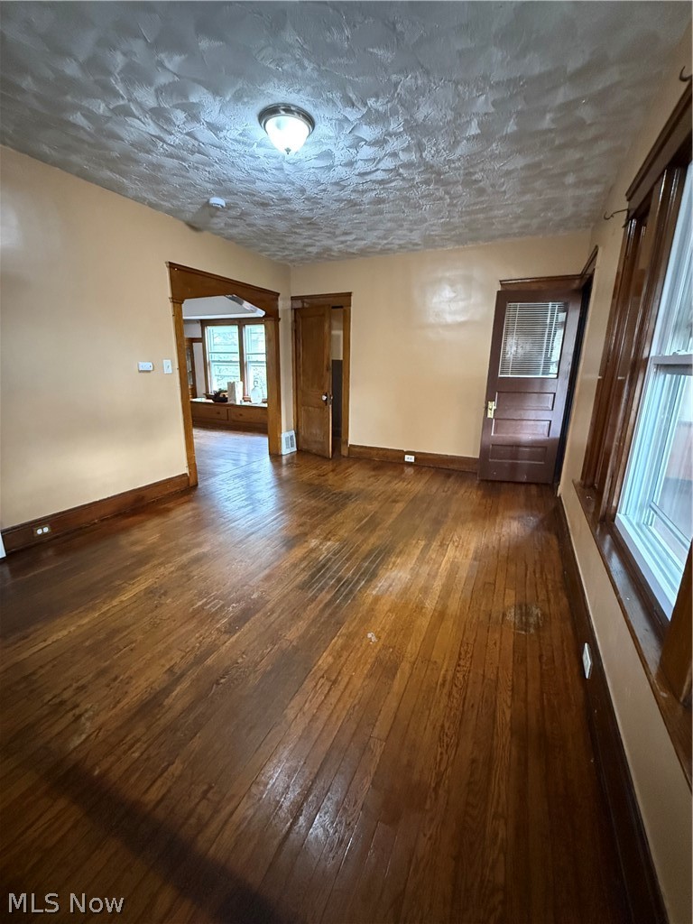 1753 Collamer Avenue Cleveland OH 44112