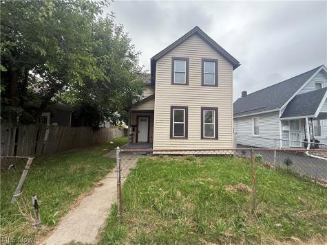 7619 Lawn Avenue Cleveland OH 44102