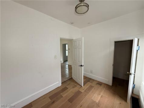 7619 Lawn Avenue Cleveland OH 44102
