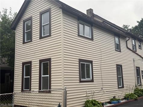 7619 Lawn Avenue Cleveland OH 44102
