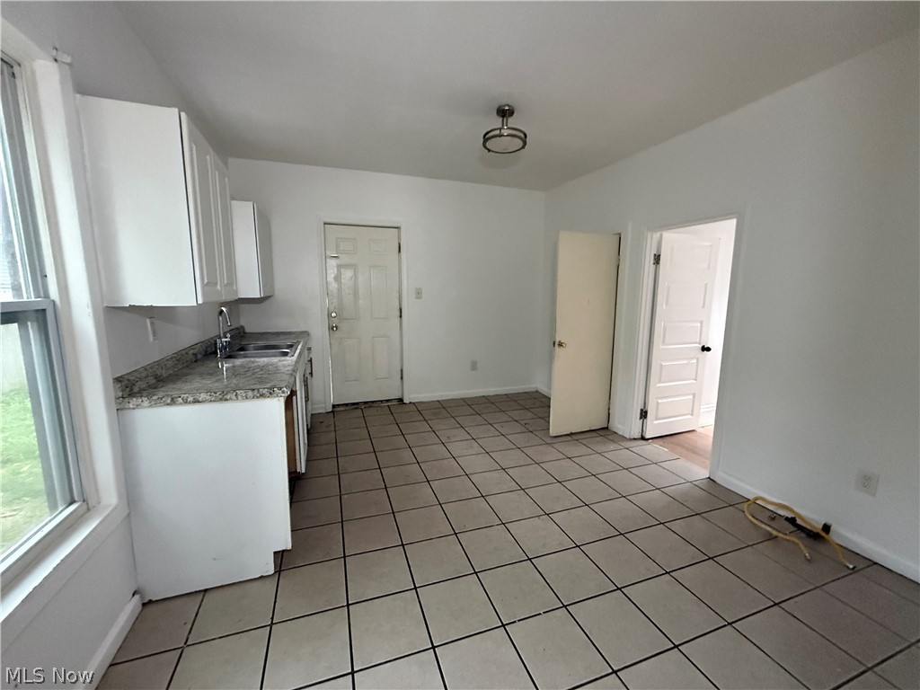 7619 Lawn Avenue Cleveland OH 44102