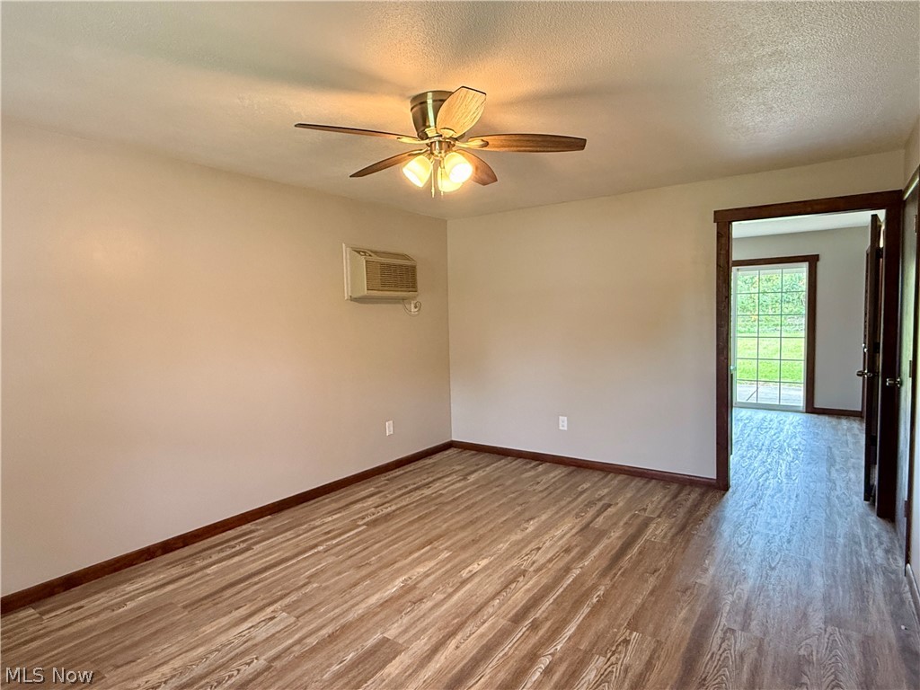 124 Creekfield Court Elyria OH 44035