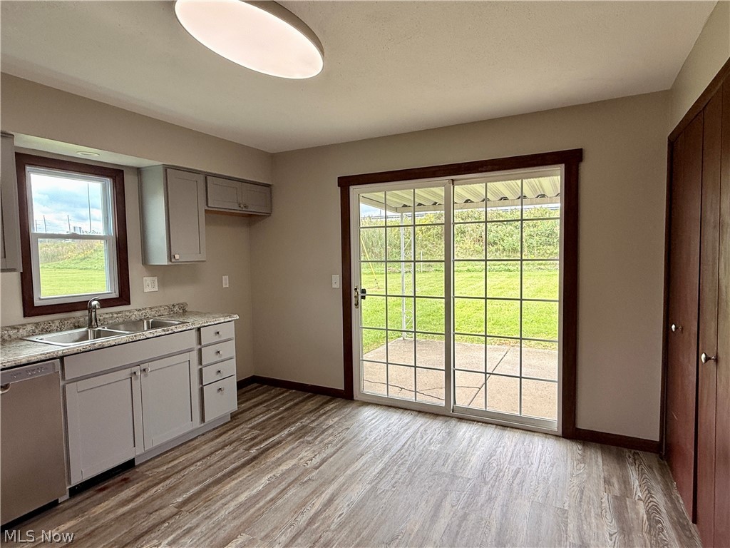 124 Creekfield Court Elyria OH 44035