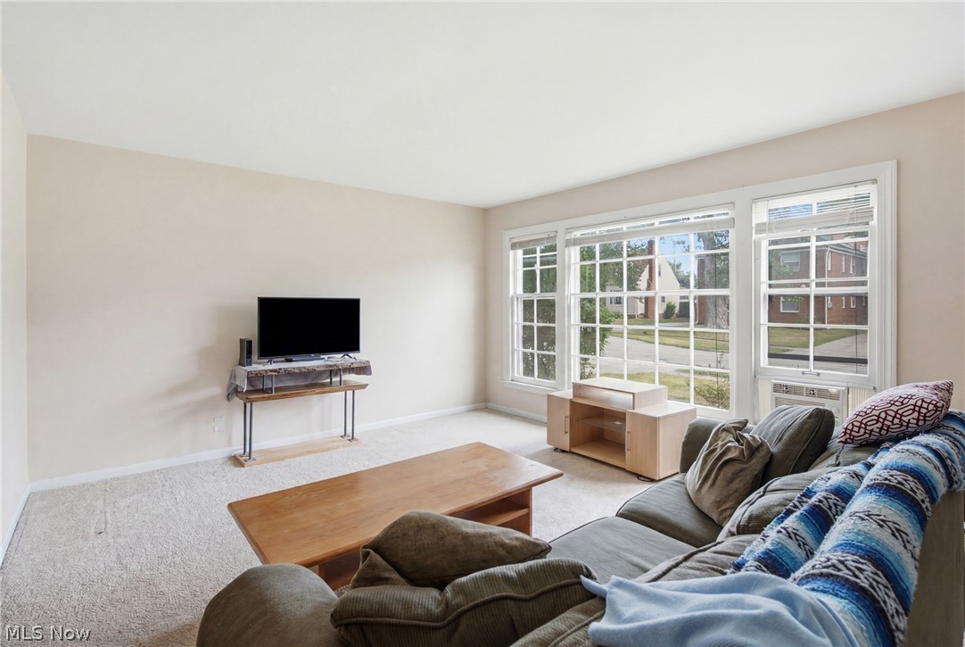 4079 Okalona Road South Euclid OH 44121