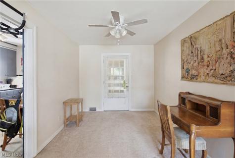 4079 Okalona Road South Euclid OH 44121