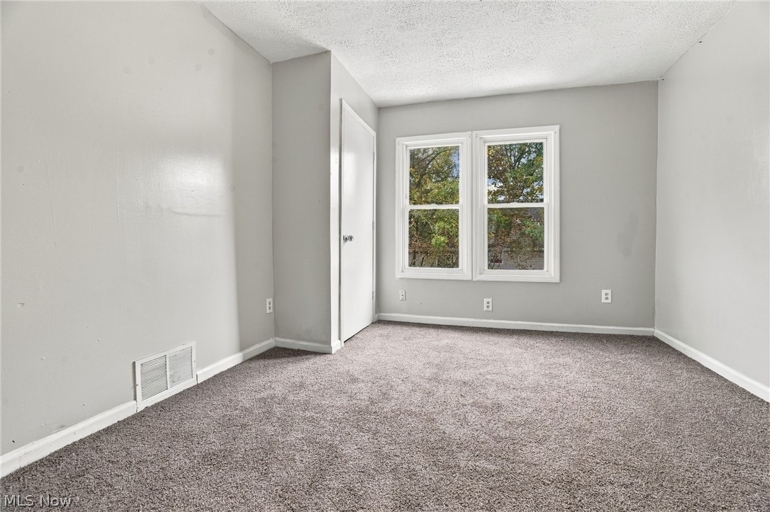 367 Fuller Street Akron OH 44306