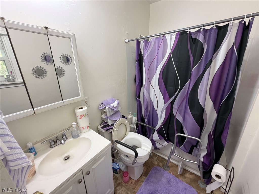 367 Fuller Street Akron OH 44306