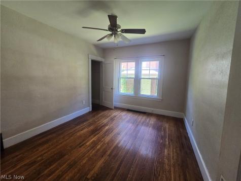 2424 Elm Street Youngstown OH 44505