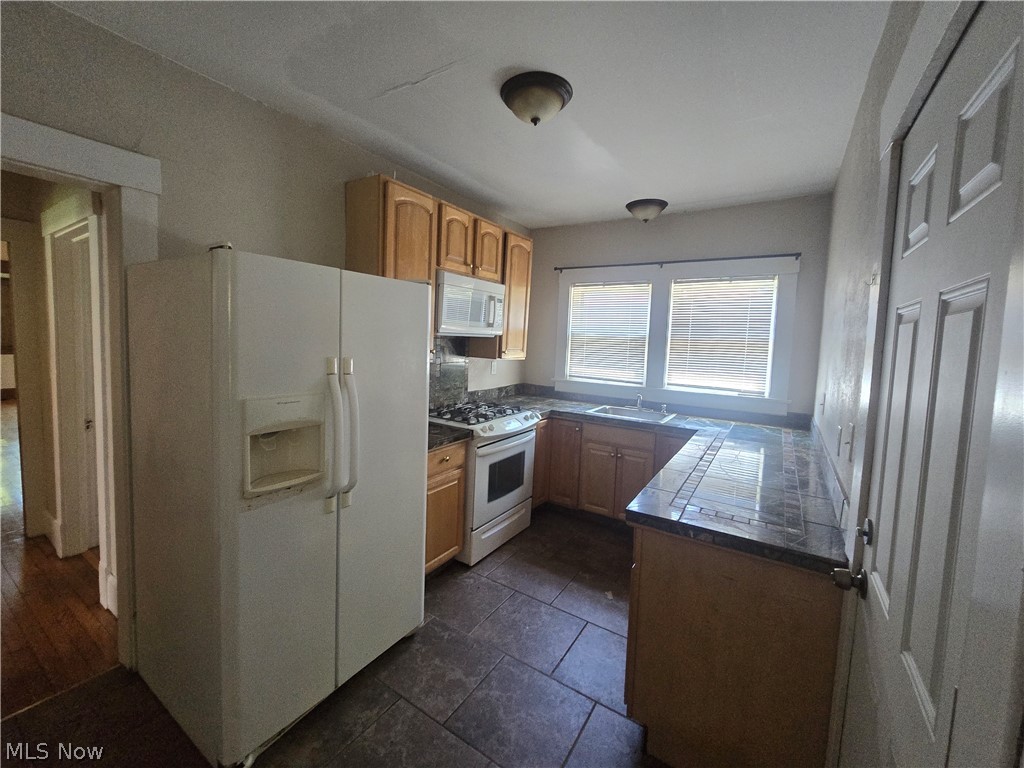 2424 Elm Street Youngstown OH 44505