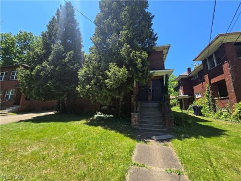 2424 Elm Street Youngstown OH 44505