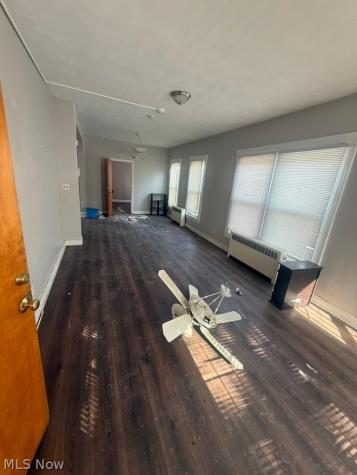 1261 E 71st Street E Cleveland OH 44103