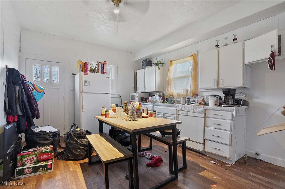 1017 Broadway Street Masury OH 44438