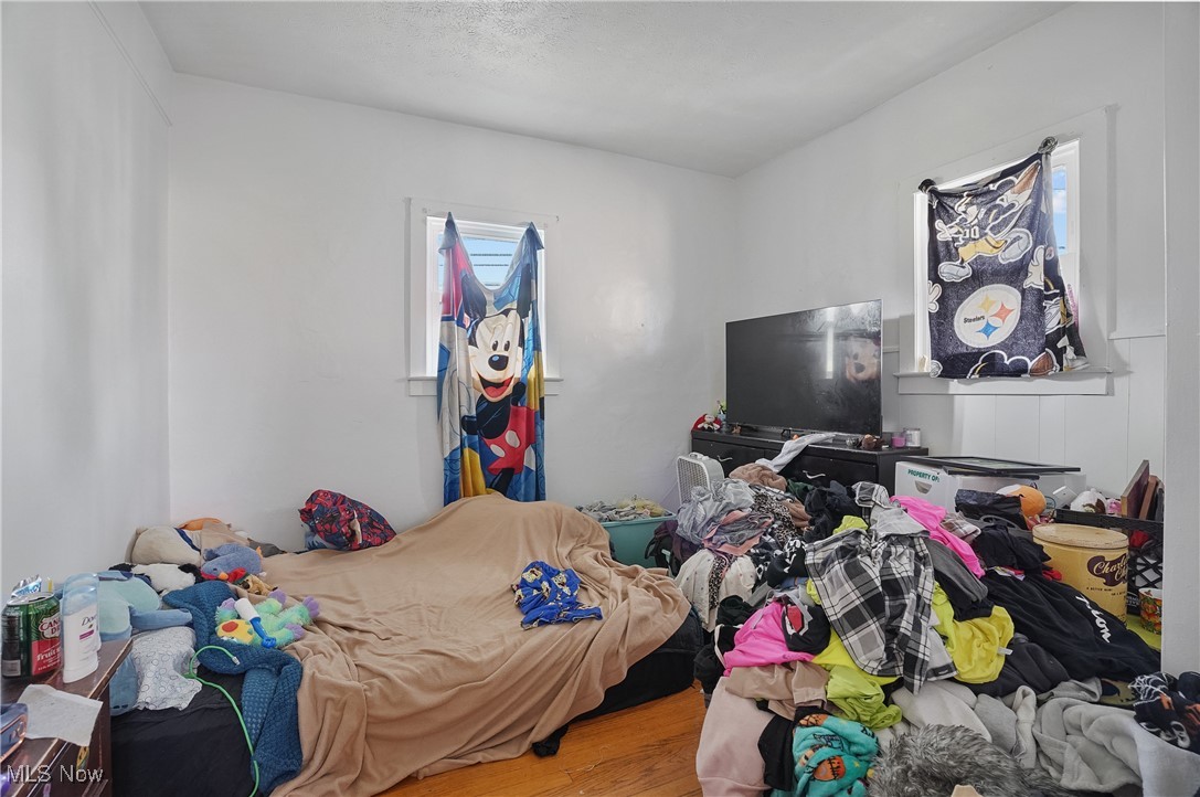 1017 Broadway Street Masury OH 44438