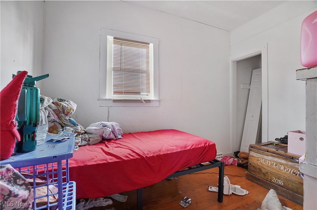1017 Broadway Street Masury OH 44438
