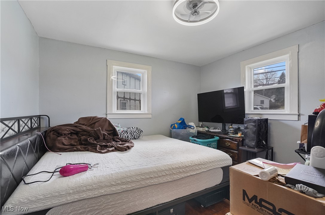 1017 Broadway Street Masury OH 44438