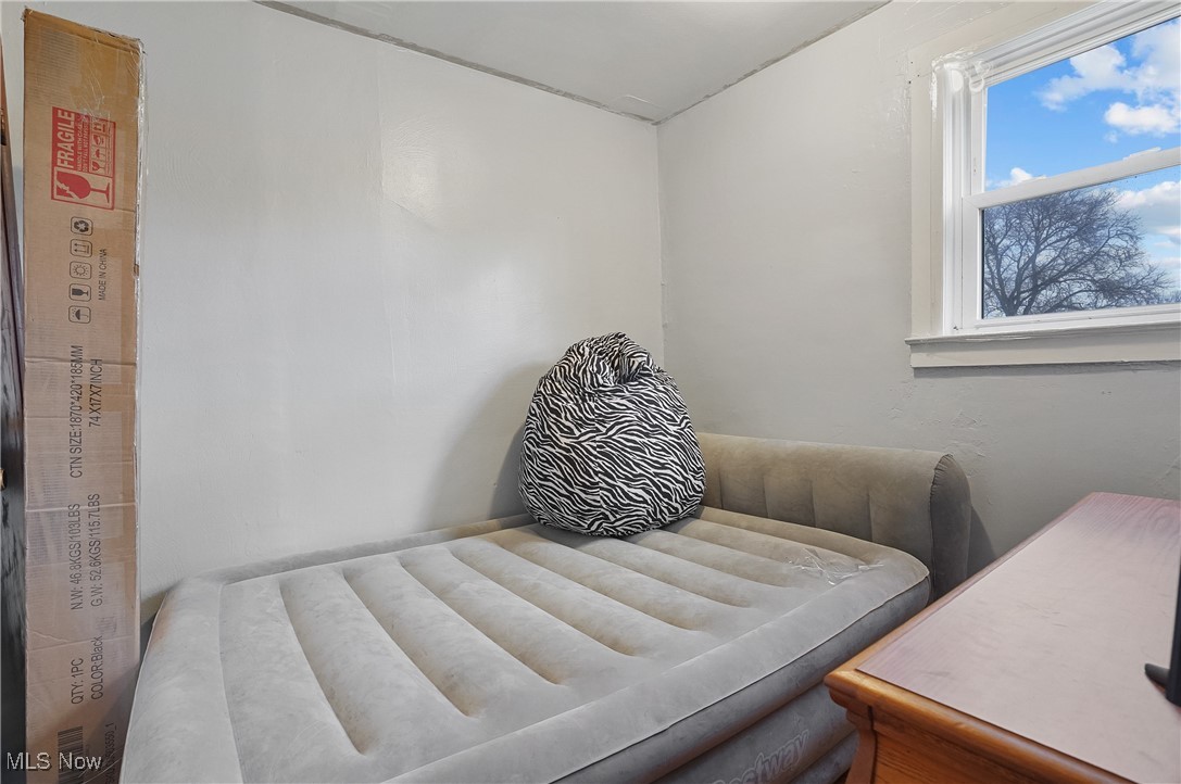 1017 Broadway Street Masury OH 44438