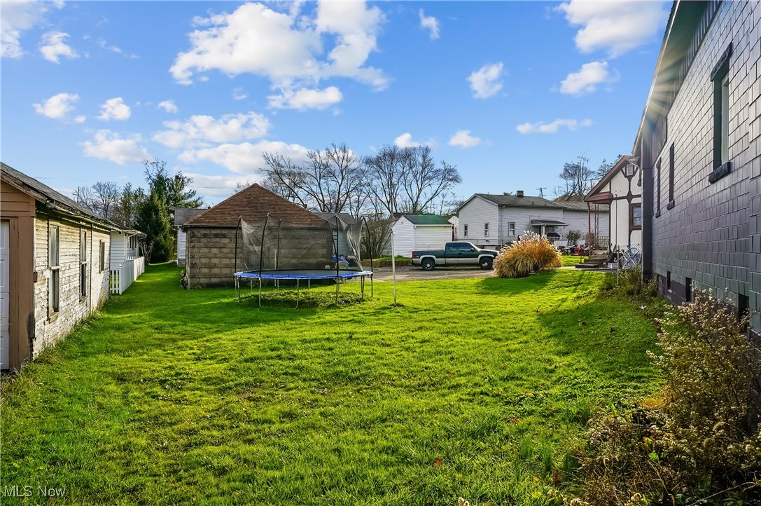 1017 Broadway Street Masury OH 44438