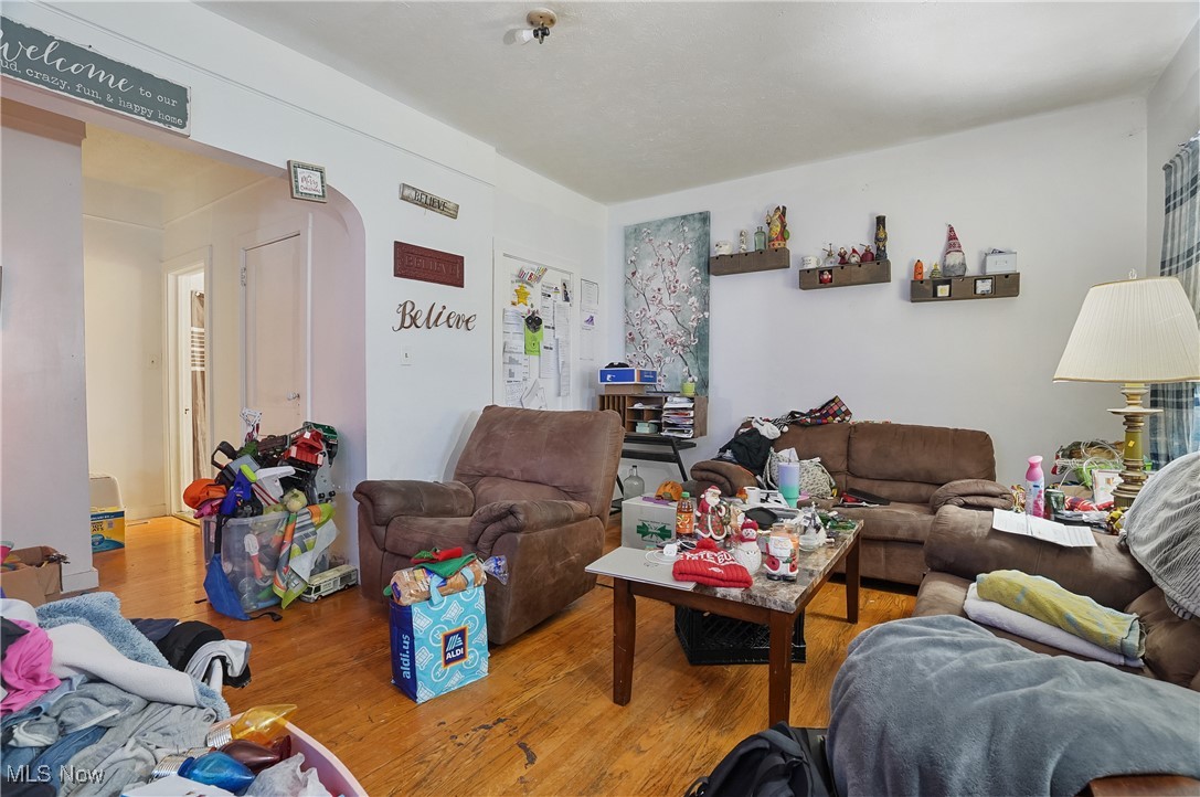 1017 Broadway Street Masury OH 44438