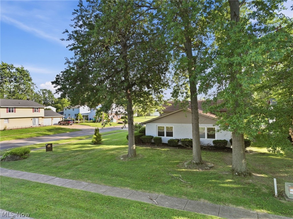 1401-1403 Lindenwood Drive Lorain OH 44053