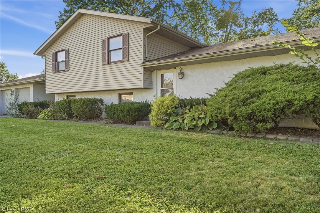 1401-1403 Lindenwood Drive Lorain OH 44053
