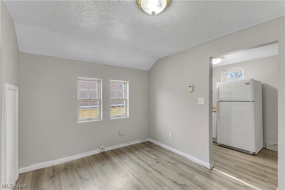 3305 Roanoke Avenue Cleveland OH 44109