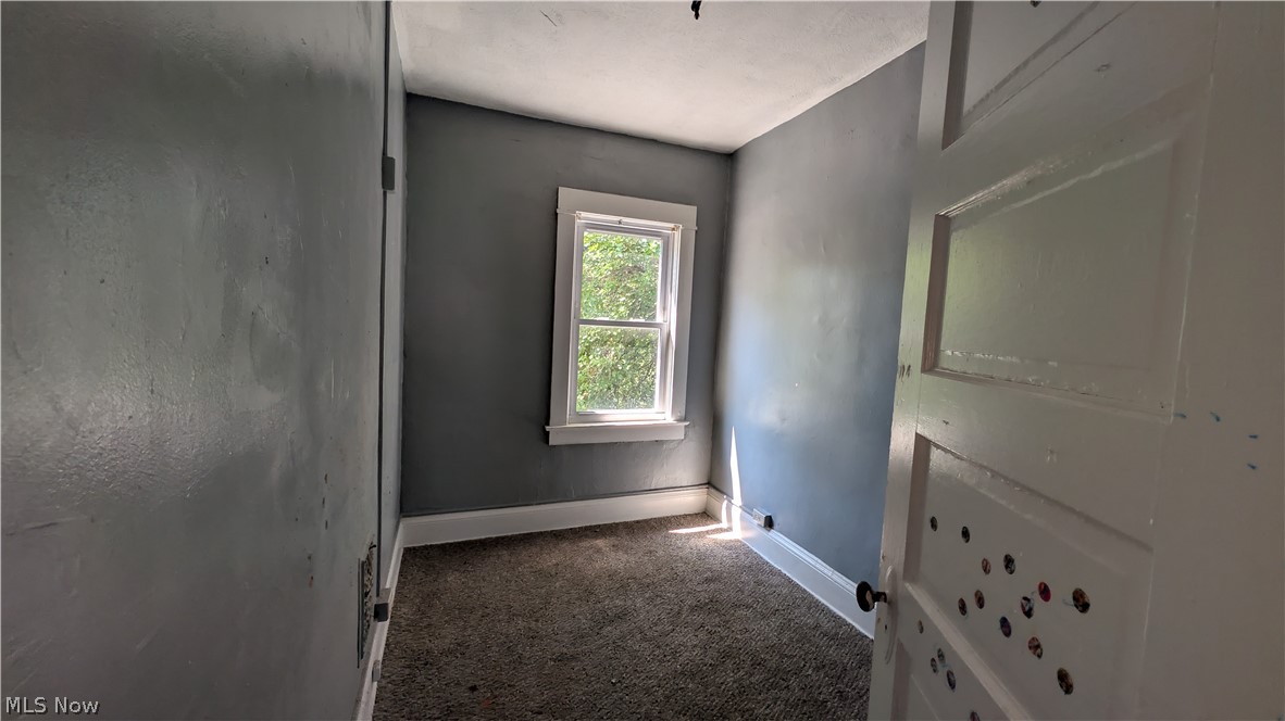 9013 Harris Avenue Cleveland OH 44104