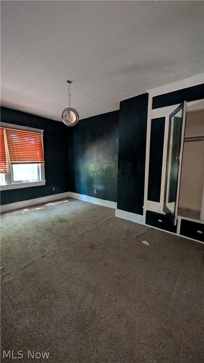9013 Harris Avenue Cleveland OH 44104