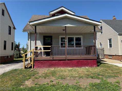 4752 E 88th Garfield Heights OH 44125