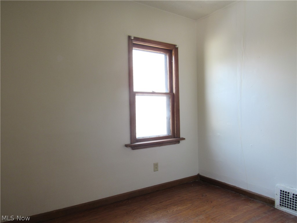 4752 E 88th Garfield Heights OH 44125