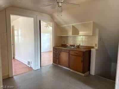 4752 E 88th Garfield Heights OH 44125
