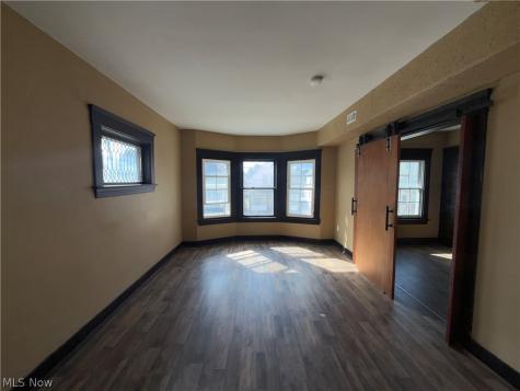 3802 Poe Avenue Cleveland OH 44109
