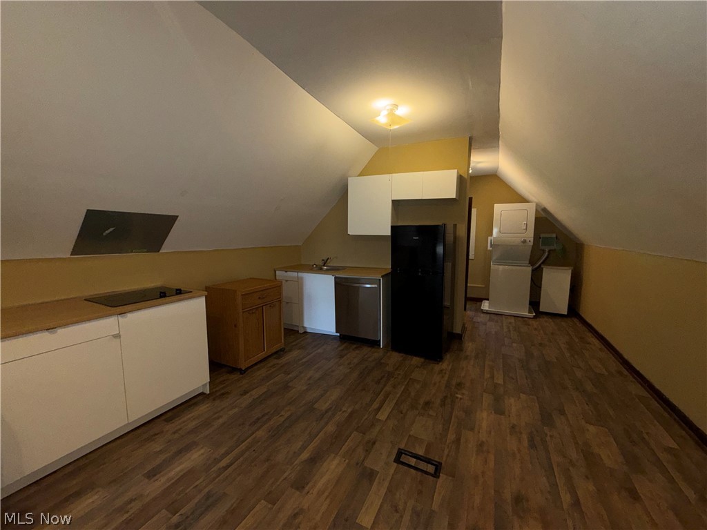 3802 Poe Avenue Cleveland OH 44109
