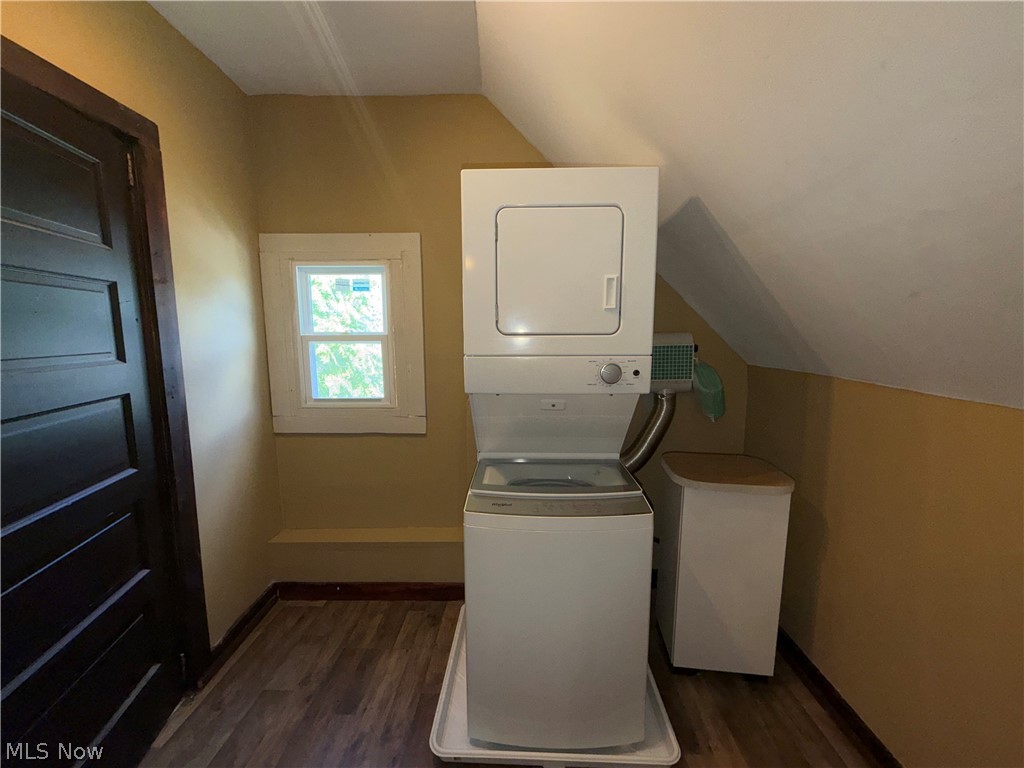 3802 Poe Avenue Cleveland OH 44109