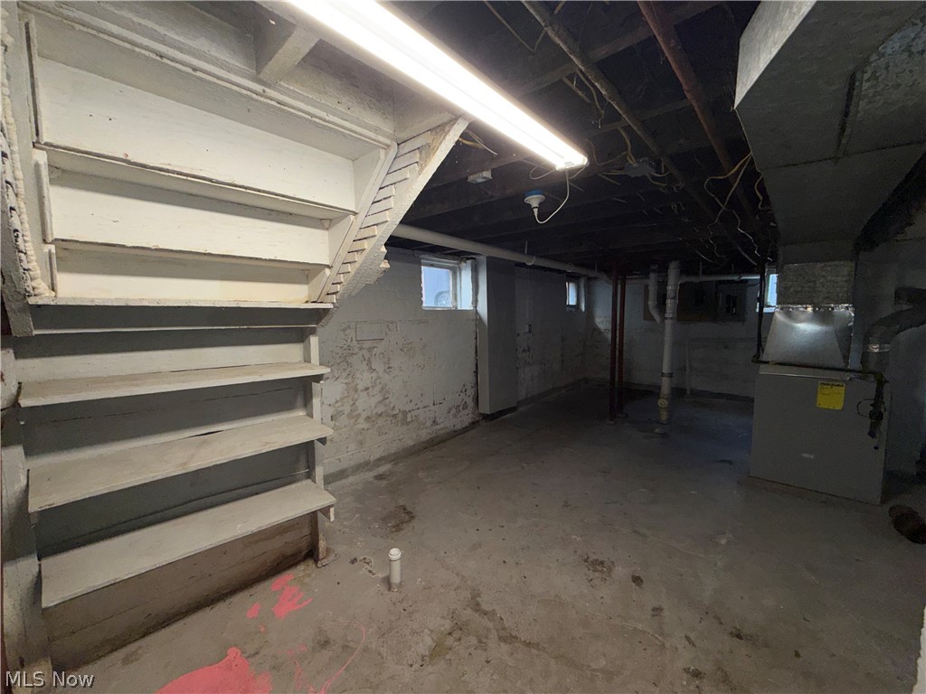 3802 Poe Avenue Cleveland OH 44109