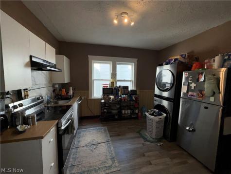 3802 Poe Avenue Cleveland OH 44109