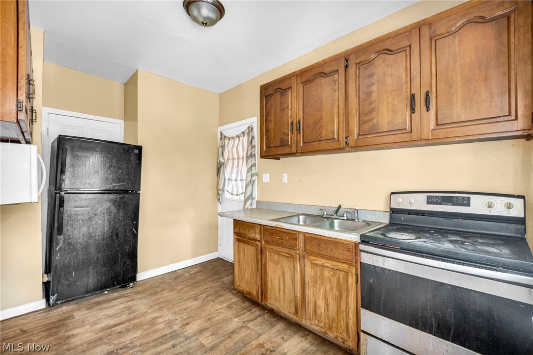 8802 Denison Avenue Cleveland OH 44102
