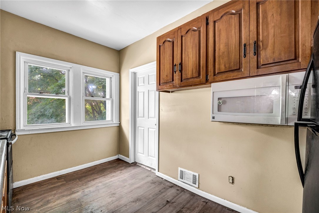 8802 Denison Avenue Cleveland OH 44102