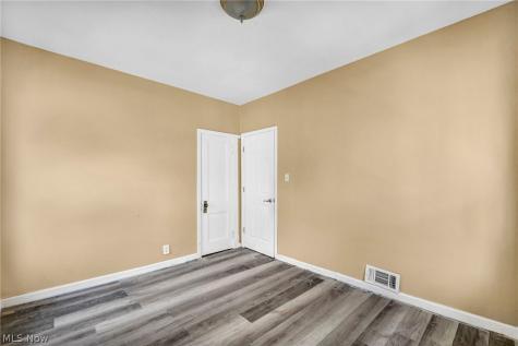 8802 Denison Avenue Cleveland OH 44102