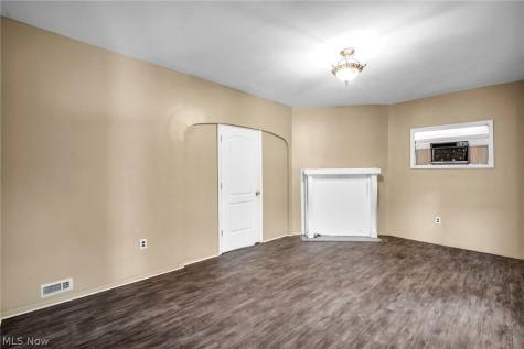 8802 Denison Avenue Cleveland OH 44102