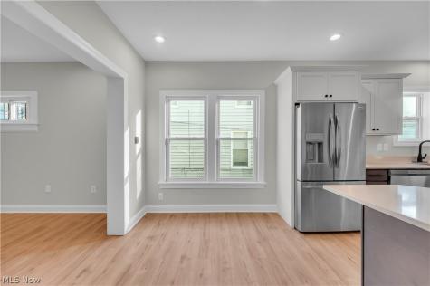 1330 W 67th Street Cleveland OH 44102