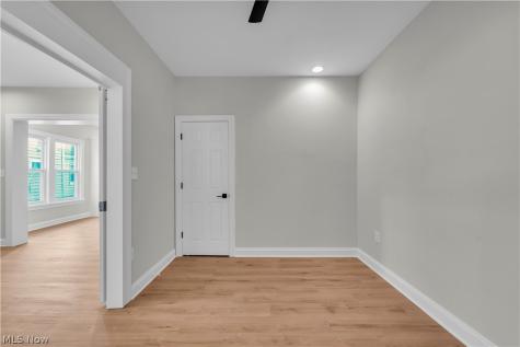 1330 W 67th Street Cleveland OH 44102