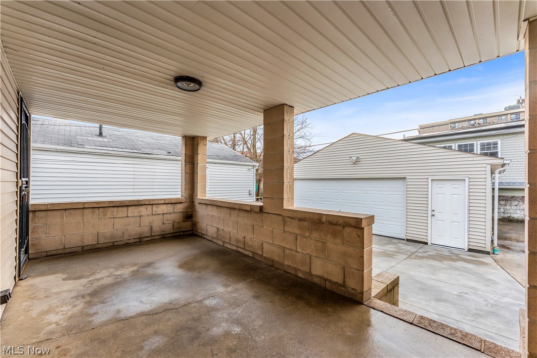 1330 W 67th Street Cleveland OH 44102