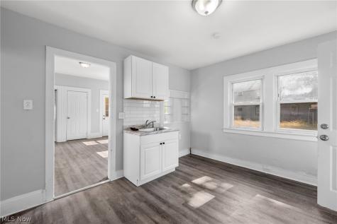 1735 Buhrer Avenue Cleveland OH 44109