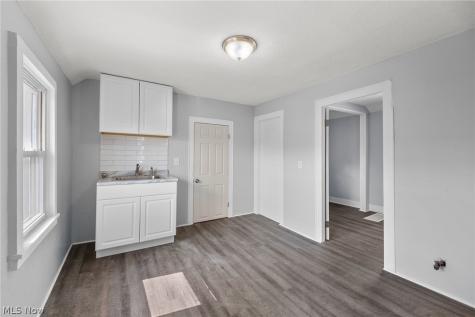 1735 Buhrer Avenue Cleveland OH 44109
