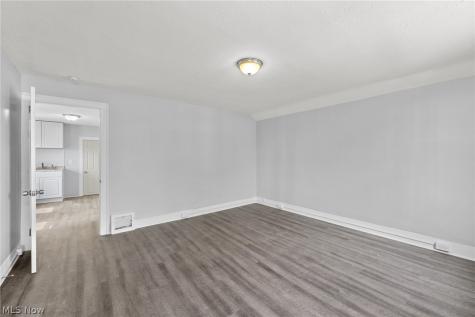 1735 Buhrer Avenue Cleveland OH 44109