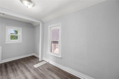 1735 Buhrer Avenue Cleveland OH 44109