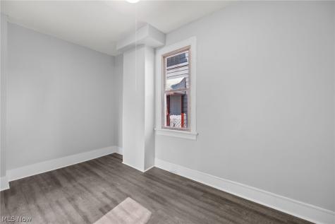 1735 Buhrer Avenue Cleveland OH 44109