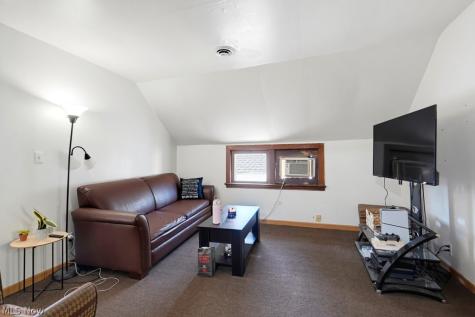 3483 W 46th Street Cleveland OH 44102